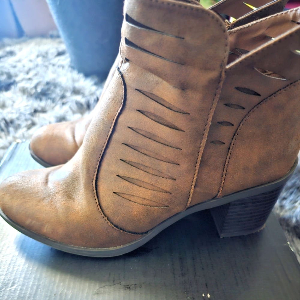 Women's Bootie